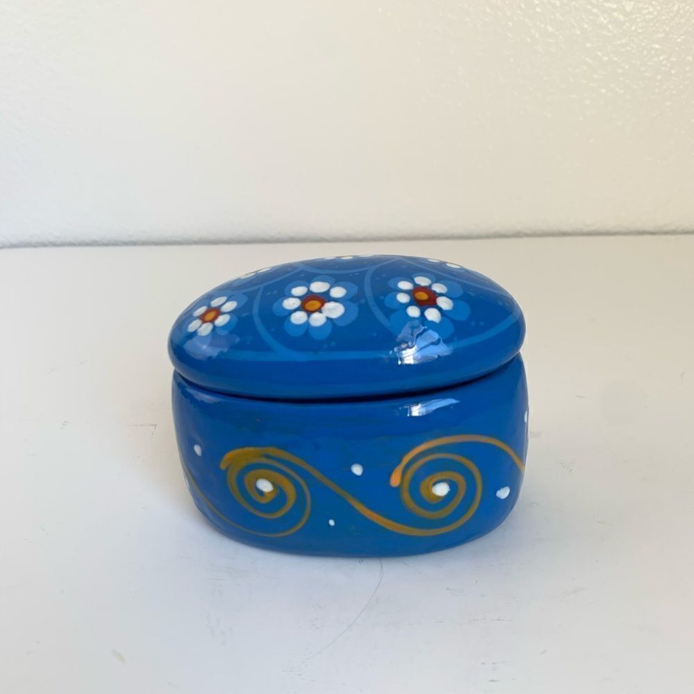 Hand painted Red Ware Trinket Box‎ - Picture 2 of 4
